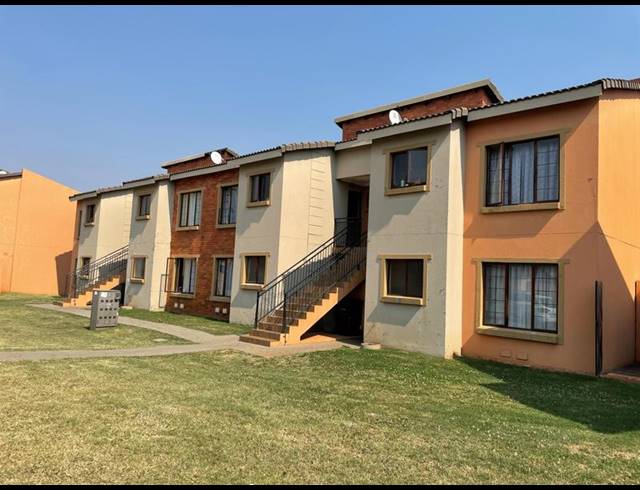 2 BEDROOM PROPERTY TO RENT IN MONTANA TUINE